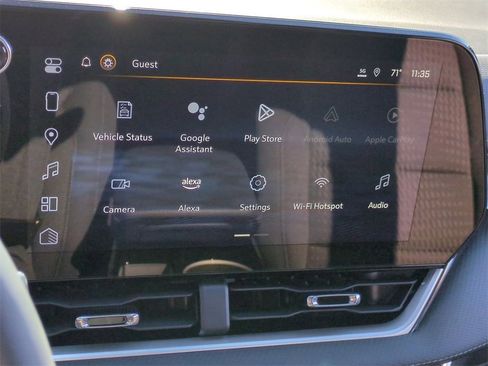 New 2025 Chevrolet Equinox LT w/ Safety and Technology Package image 13