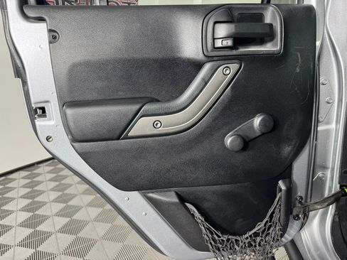 Used 2014 Jeep Wrangler Unlimited Sport image 34