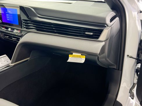 New 2026 Toyota Camry SE image 35