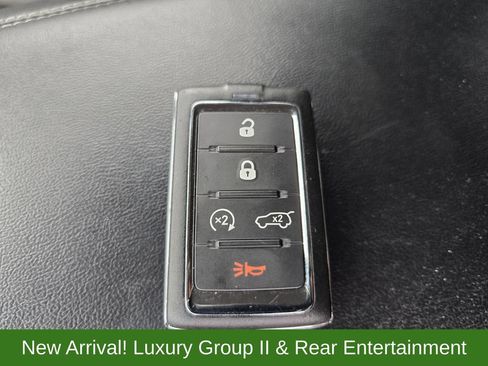 Used 2023 Jeep Grand Cherokee Limited w/ Luxury Tech Group II AWD/4WD image 28
