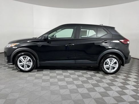 Certified 2025 Nissan Kicks Play S FWD image 7