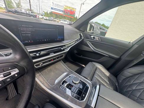 Used 2024 BMW X5 sDrive40i RWD image 17