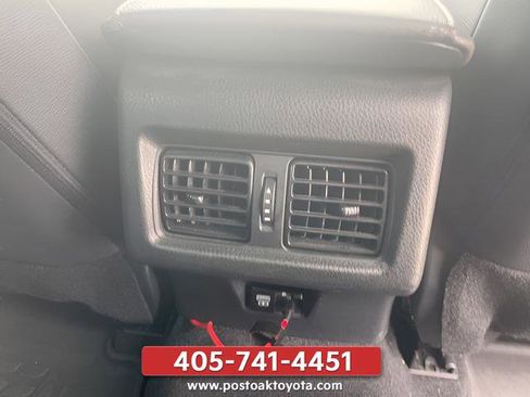 Used 2025 Toyota Camry XLE FWD image 20