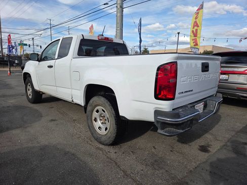 Used 2016 Chevrolet Colorado W/T w/ WT Convenience Package image 2
