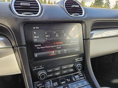 Used 2024 Porsche 718 Cayman image 18