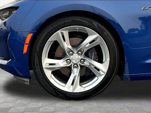 Used 2021 Chevrolet Camaro LT RWD image 31