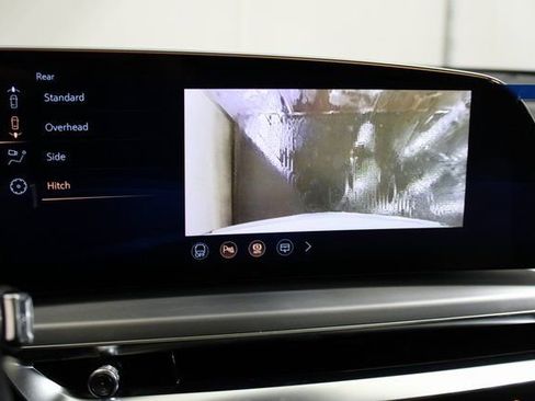 New 2026 Cadillac Lyriq Luxury AWD/4WD image 17