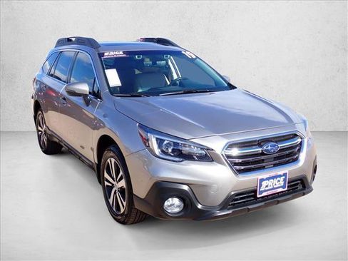 Used 2019 Subaru Outback 3.6R Limited w/ Popular Package #2 AWD/4WD image 6