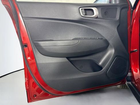 New 2026 Hyundai Venue SE image 12