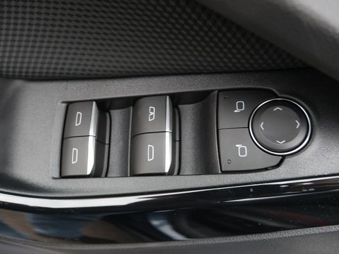 New 2026 Chevrolet Equinox RS image 31