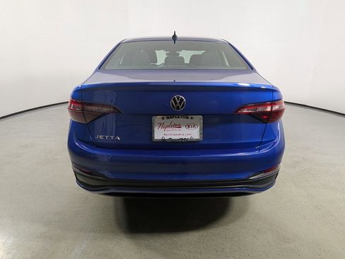 Used 2024 Volkswagen Jetta Sport FWD image 6