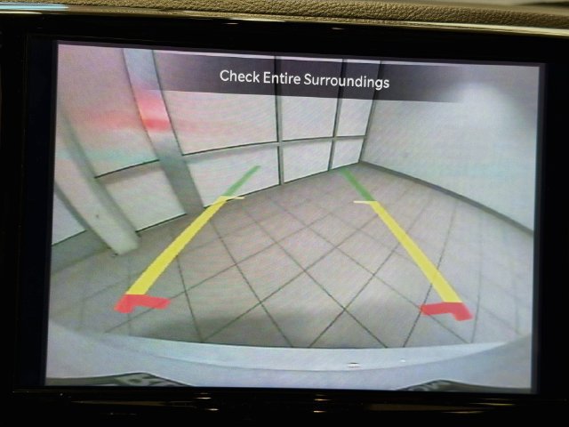 Used 2025 Chrysler Pacifica Limited FWD image 14