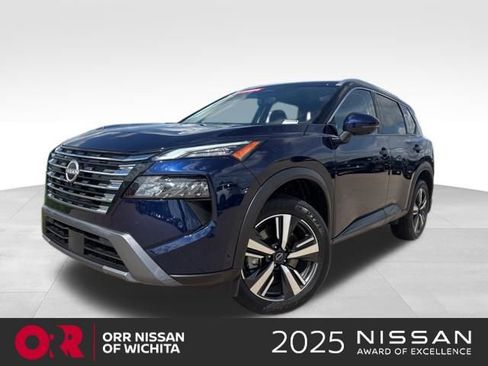 Used 2025 Nissan Rogue SL w/ Tech Package AWD/4WD image 1