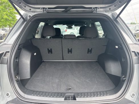 Used 2026 Chevrolet Equinox LT FWD image 24
