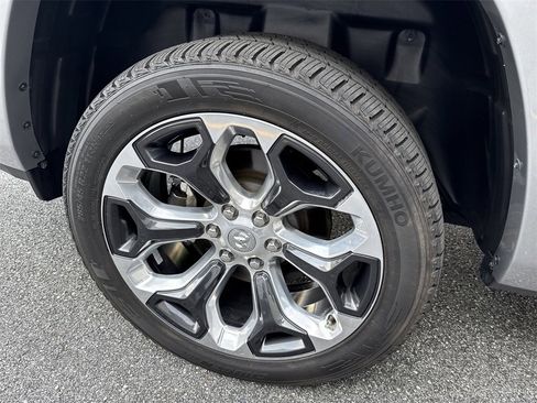 Used 2022 RAM 1500 Limited image 18