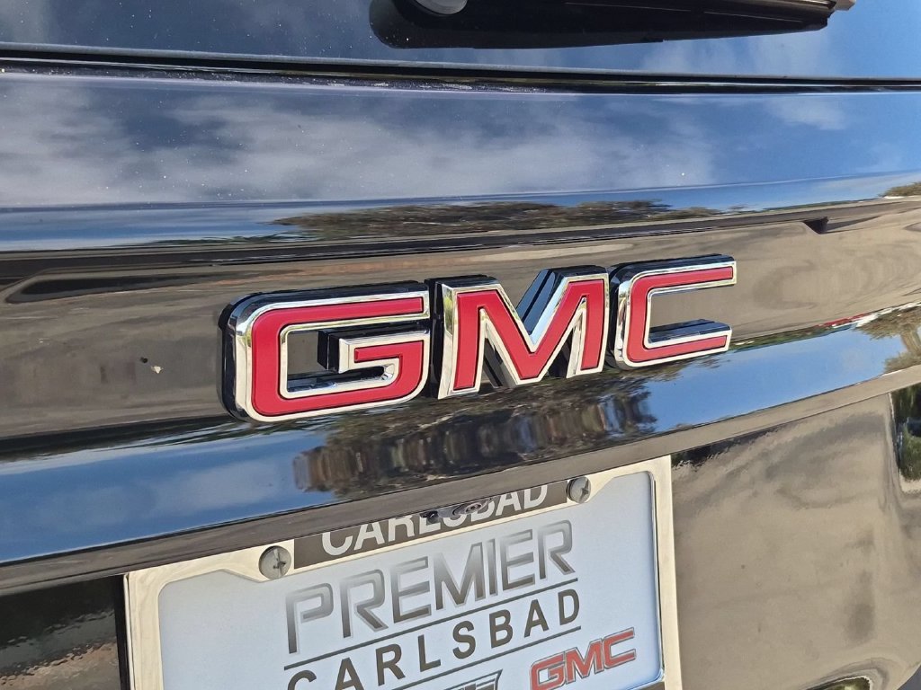 New 2026 GMC Acadia AT4 AWD/4WD image 32