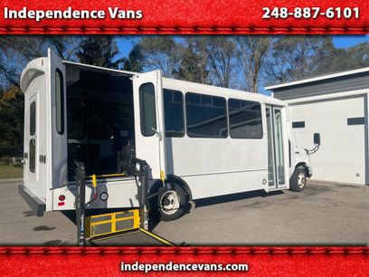 Used 2019 Ford E-450 and Econoline 450 Super Duty w/ Shuttle Bus Prep Package