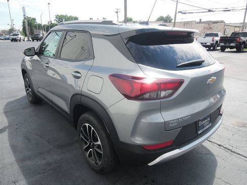 New 2026 Chevrolet TrailBlazer LT w/ Convenience Package AWD/4WD image 7