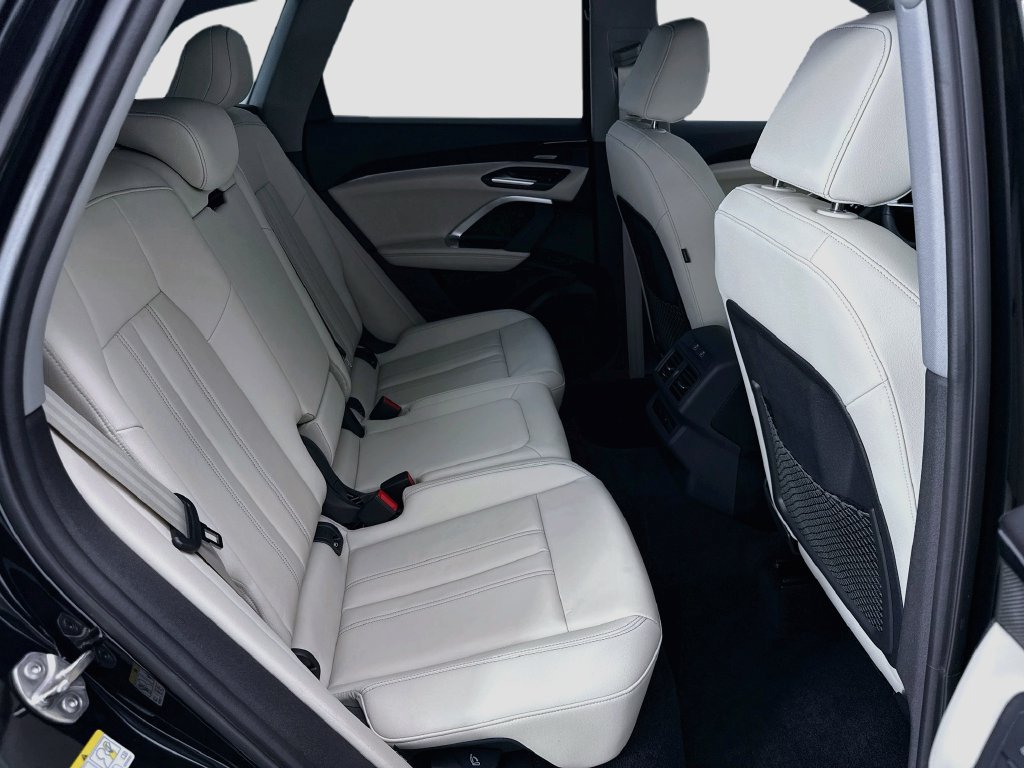 Certified 2025 Audi Q5 Premium Plus w/ Premium Plus AWD/4WD image 21