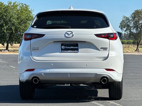 New 2025 MAZDA CX-5 Signature image 6
