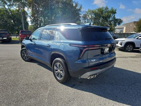 New 2026 Chevrolet Traverse LT image 2