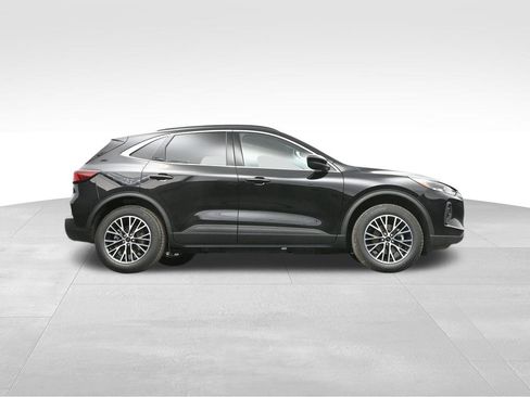 New 2025 Ford Escape SE image 45