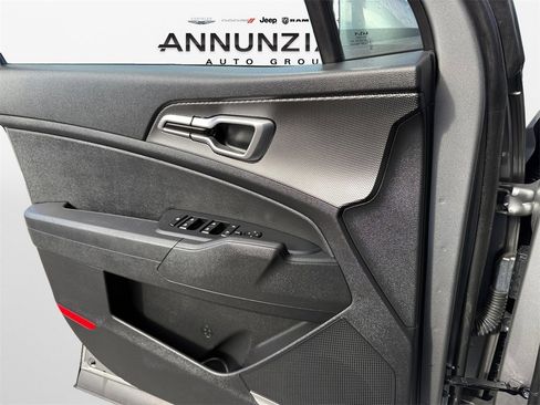 Certified 2023 Kia Sportage LX image 28