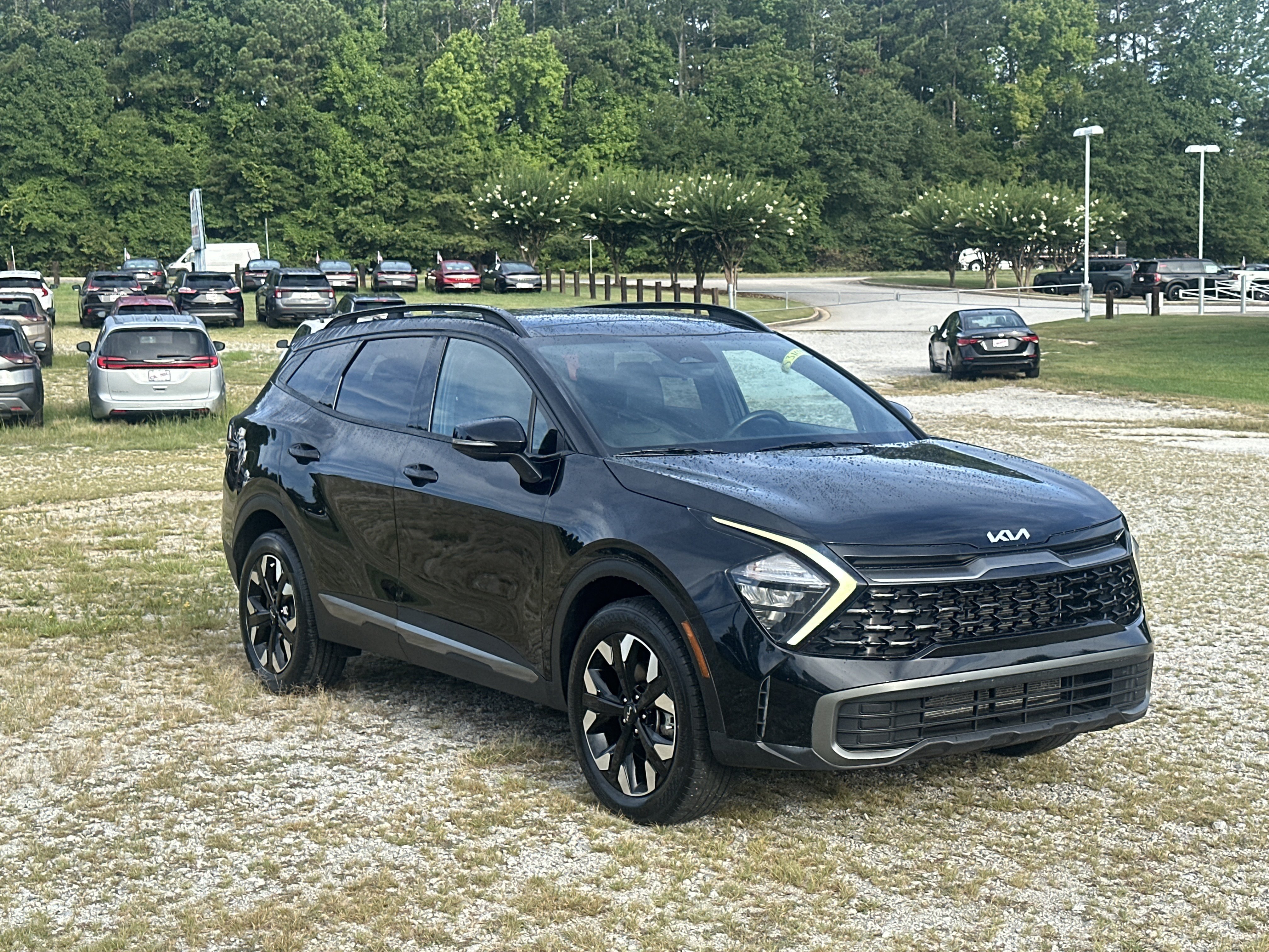 Used 2023 Kia Sportage X-Line w/ X-Line Premium Package AWD/4WD image 3