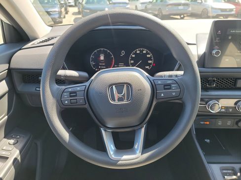Used 2026 Honda CR-V LX image 16