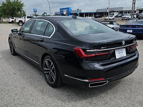 Used 2022 BMW 750i xDrive w/ Executive Package AWD/4WD image 5