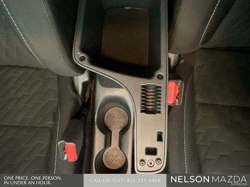 Used 2021 Nissan Kicks S image 35