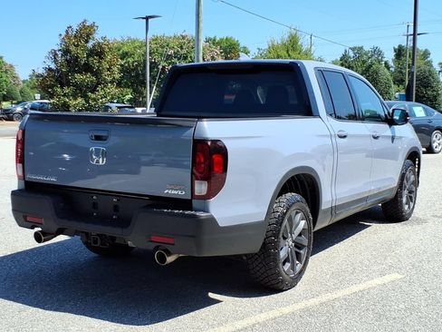 Used 2023 Honda Ridgeline Sport image 9