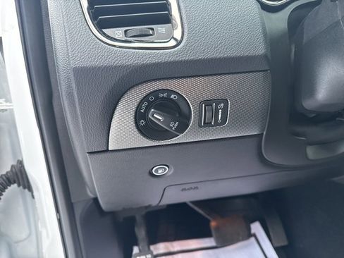 Used 2020 Dodge Durango GT image 31