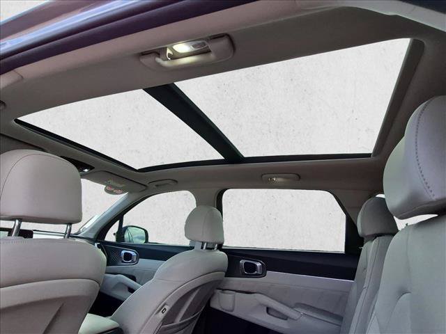 Used 2023 Kia Sorento SX AWD/4WD image 20