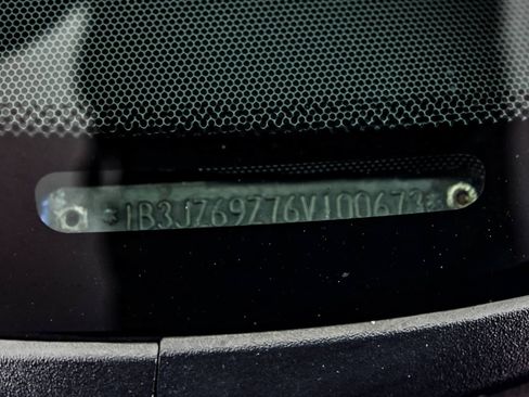 Used 2006 Dodge Viper SRT-10 RWD image 23