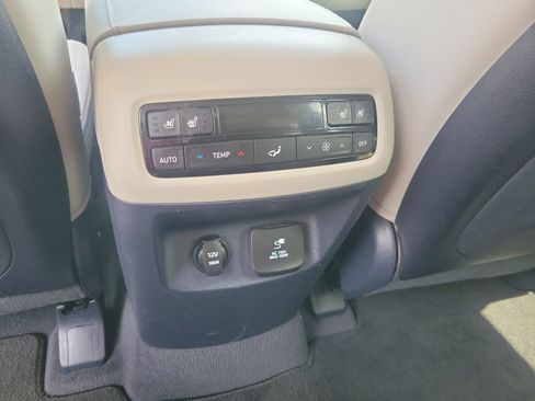 Used 2021 Hyundai Palisade Calligraphy FWD image 33