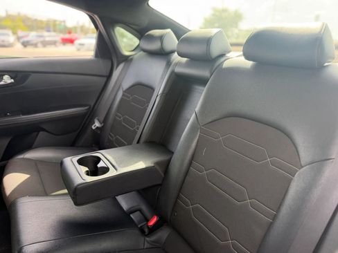 Used 2020 Kia Forte GT-Line FWD image 13