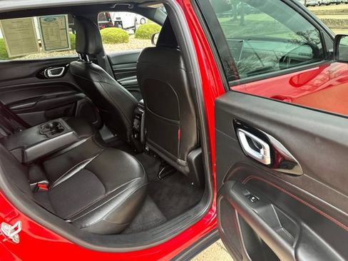 Used 2024 Jeep Compass Trailhawk AWD/4WD image 17