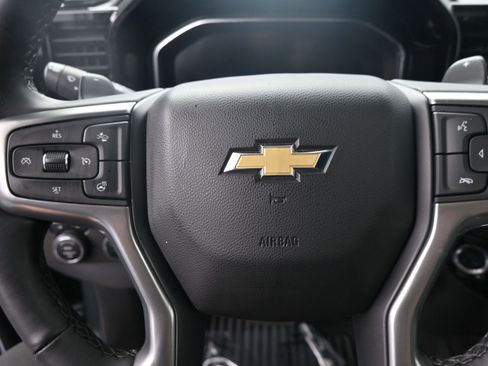 Used 2025 Chevrolet Silverado 1500 LTZ w/ LTZ Premium Package image 17