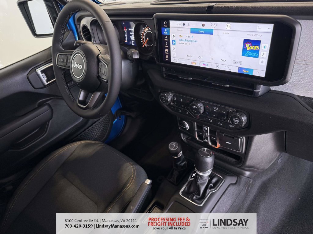 New 2026 Jeep Gladiator Sport AWD/4WD image 12