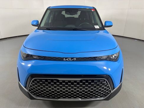 Used 2023 Kia Soul EX FWD image 3