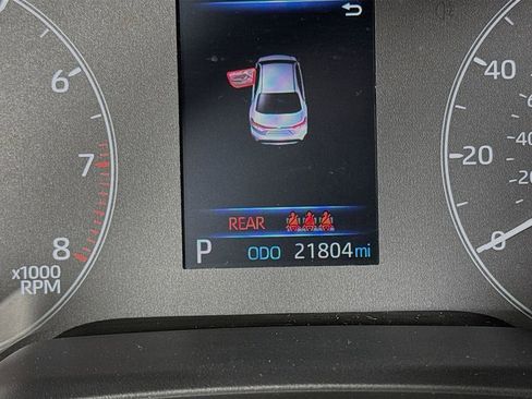 Used 2023 Toyota Corolla SE w/ Carpet Mat Package (TMS) FWD image 9