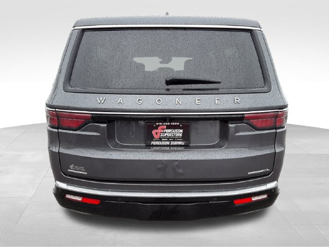 Used 2023 Jeep Wagoneer L Series II AWD/4WD image 6