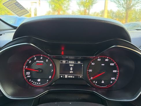 Used 2023 Chevrolet TrailBlazer RS AWD/4WD image 12