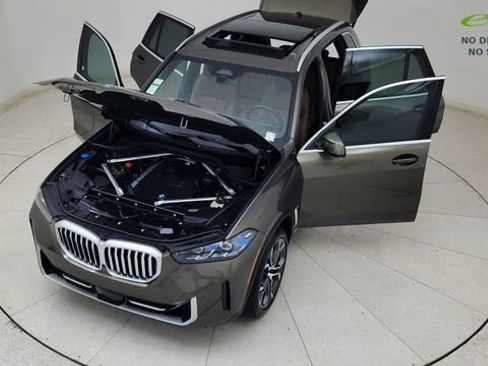 Used 2026 BMW X5 xDrive40i AWD/4WD image 84