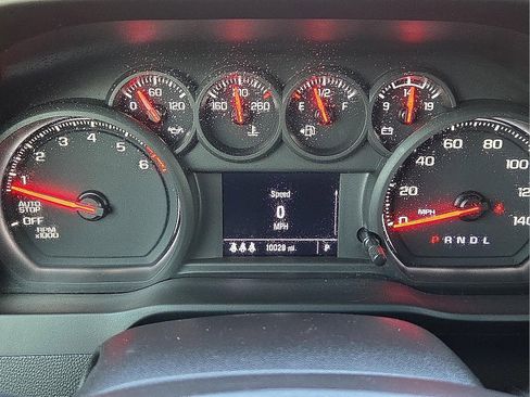 Used 2024 Chevrolet Silverado 1500 Custom image 23