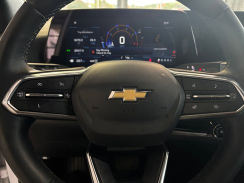 Used 2025 Chevrolet Equinox LT image 27