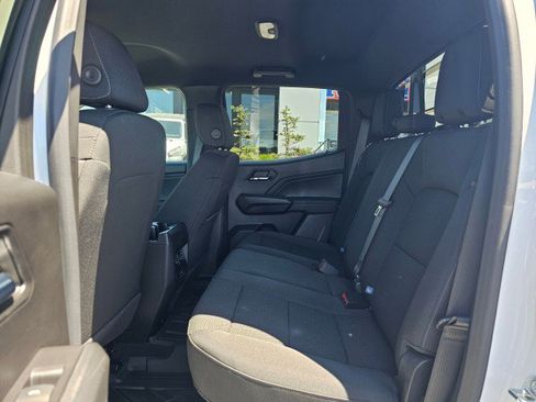 Used 2024 GMC Canyon Elevation w/ Convenience Package AWD/4WD image 19