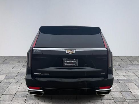 Used 2022 Cadillac Escalade ESV Premium Luxury image 6