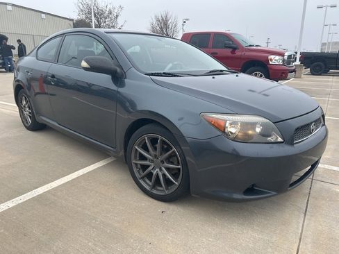 Used 2005 Scion tC image 2